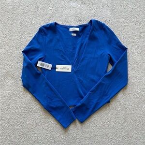 Aritzia NWT Babaton Contour V-neck Long Sleeve